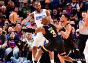 开云体育-重庆惊险获胜,前进季后赛道路更近一步的简单介绍