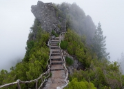 开云体育官网-西甲国家德比之夜，当篮球大场面先生，遇上足球的世纪心跳