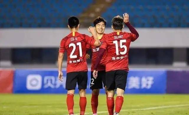 全队合力作战，取得一场胜利