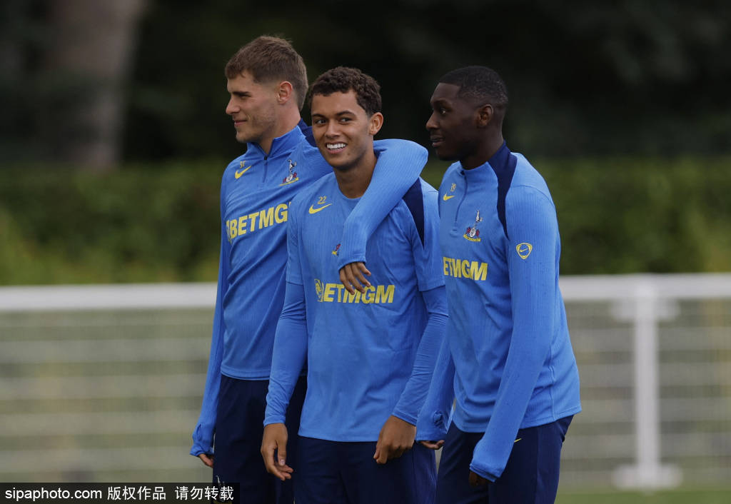 关于里尔中场表现抢眼,法国足坛又一新星崛起的信息 关于里尔中场表现抢眼,法国足坛又一新星崛起的信息