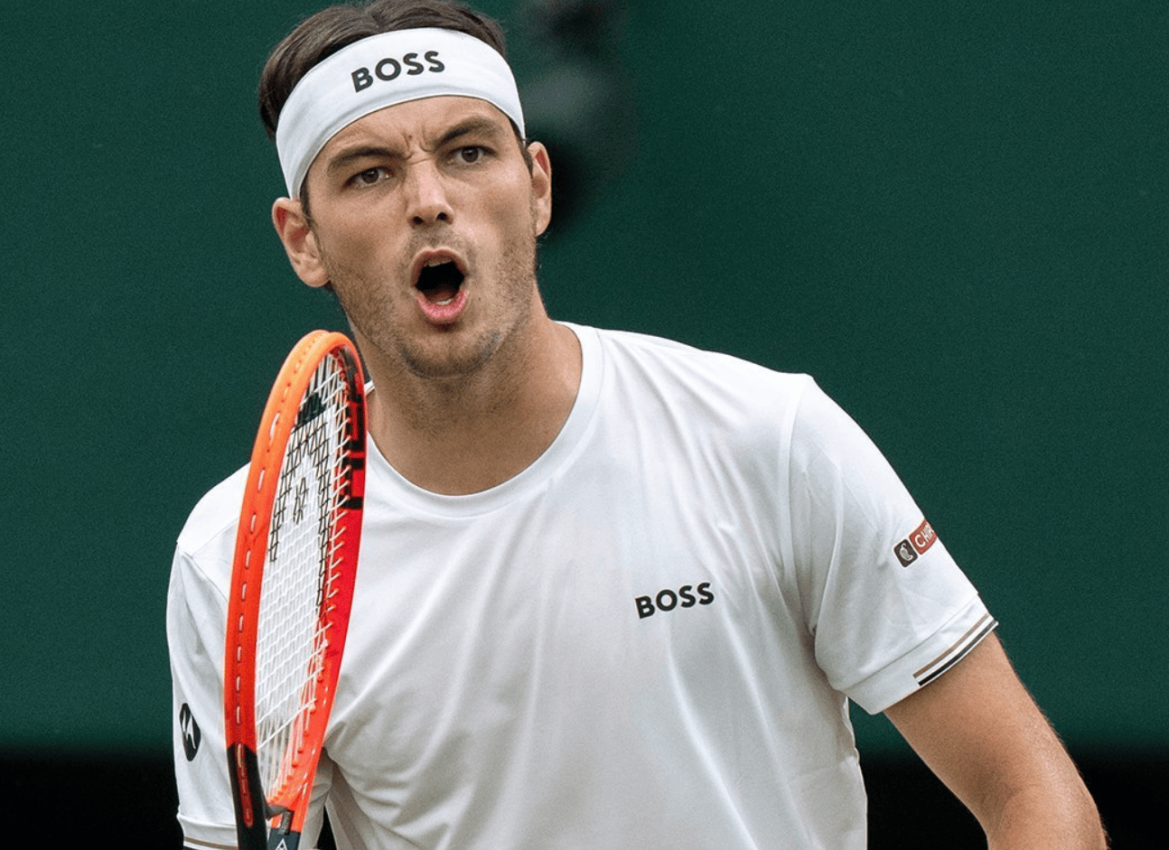 拉沃尔杯险胜年终总决赛,德约科维奇状态火热 拉沃尔杯险胜年终总决赛,德约科维奇状态火热