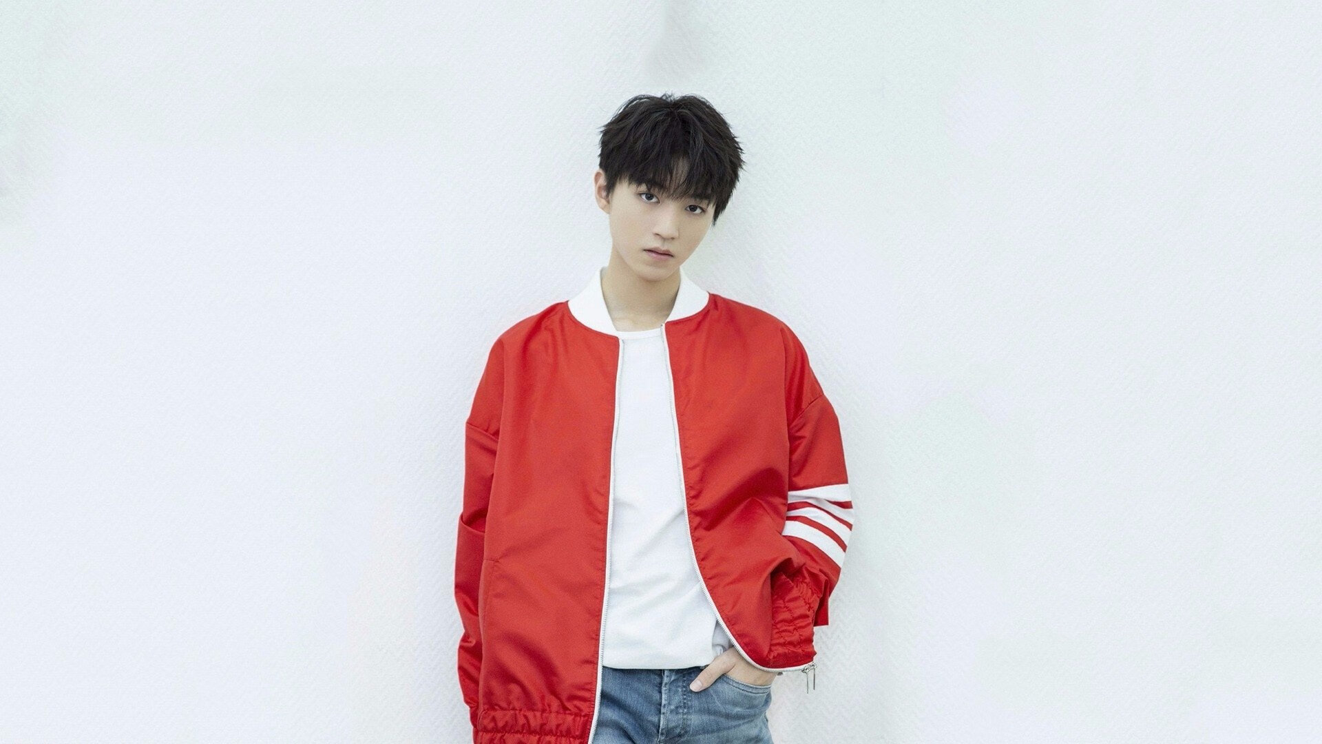 小贾伦单骑救主！5.4秒致命三分拯救湖人